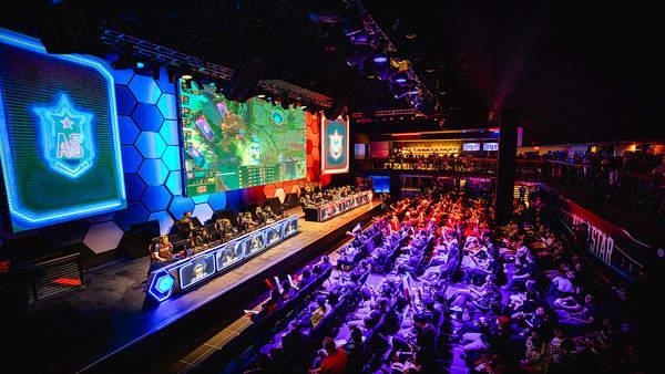 17岁的AD也在炫耀！Diable Zeli 收获了 BNK FEARX 在团战中，Ertahan 击败敌人扳平了比分