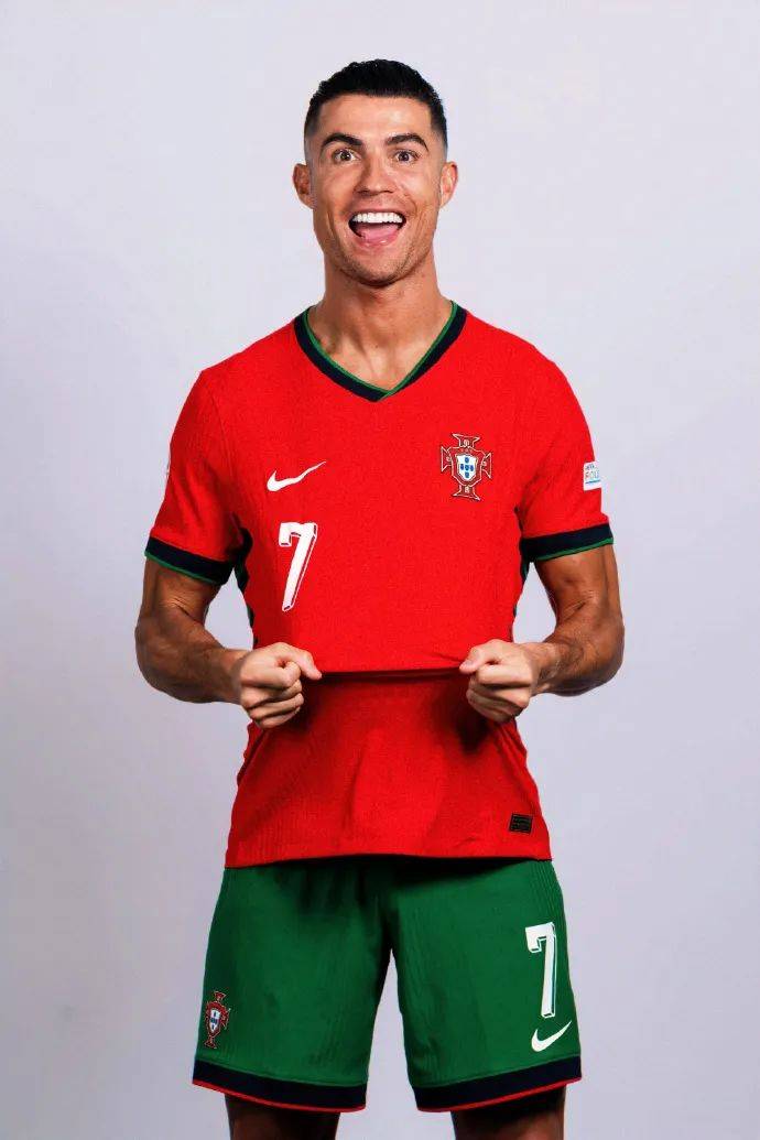 IEM 成都 2025 决赛吸引了 772K 观众，成为比赛观看人数最多的比赛