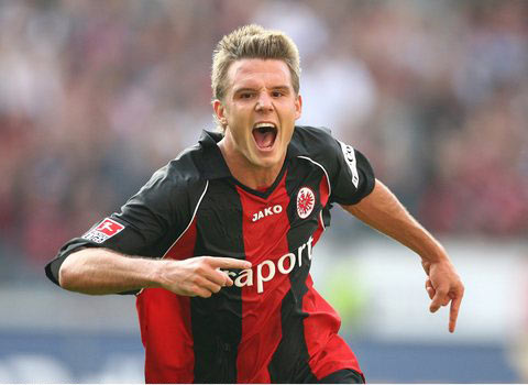 LCK常规赛结束：KT 17胜1负领跑，Zeka、Canyon并列POG