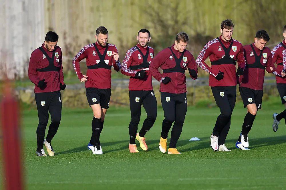 什么叫第一赛区啊！LOL各大赛区目前战绩如何