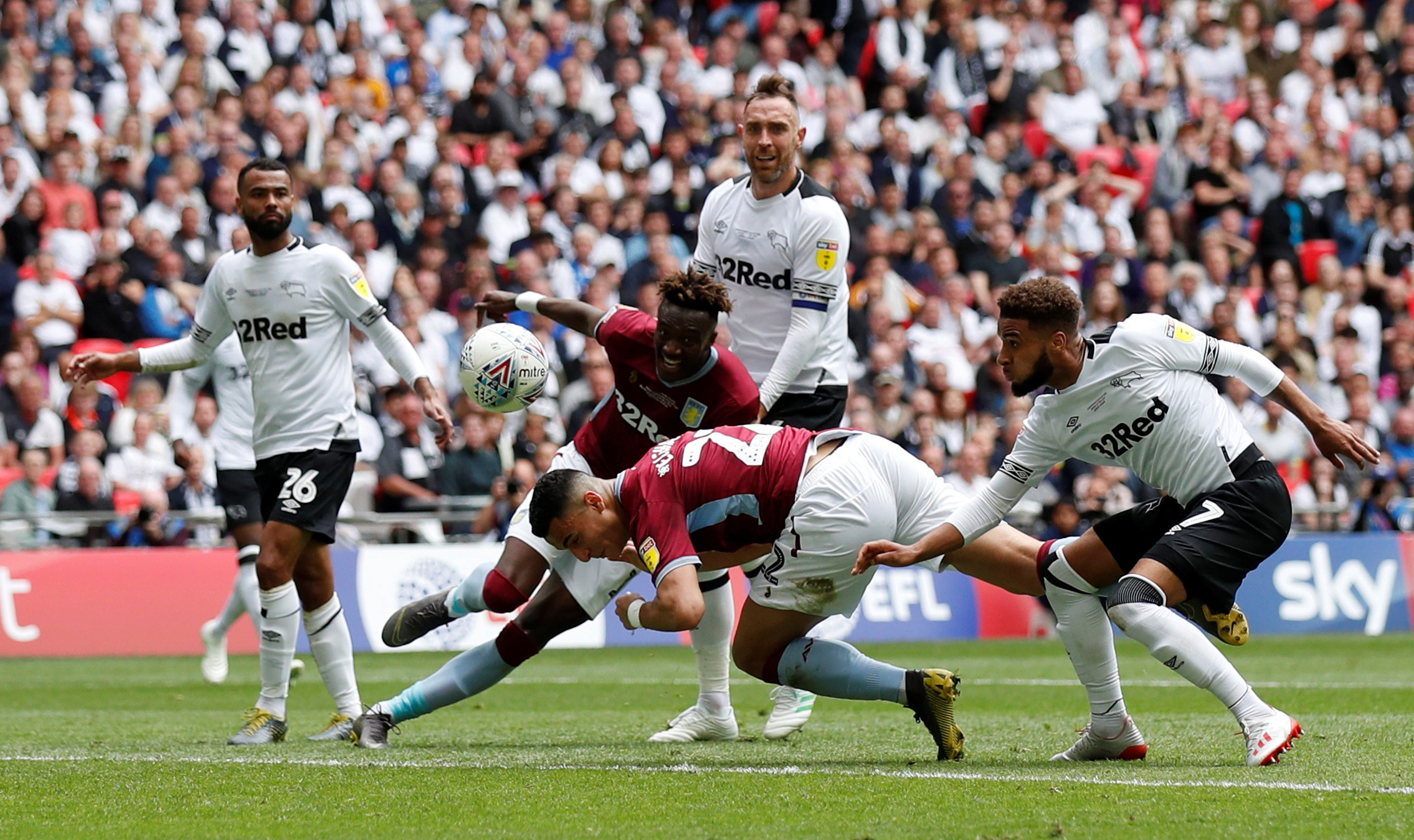 GEN以3-0横扫DK，同时DK对阵GEN的大场战绩已来到16连败